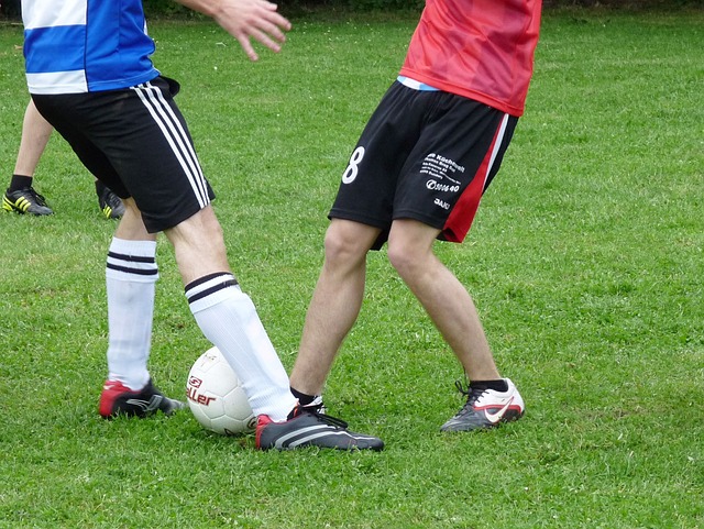 直挂球门右 直挂球门右